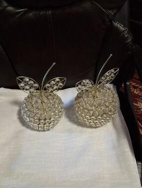 Crystal Accent Apple Pair - Gold Tone